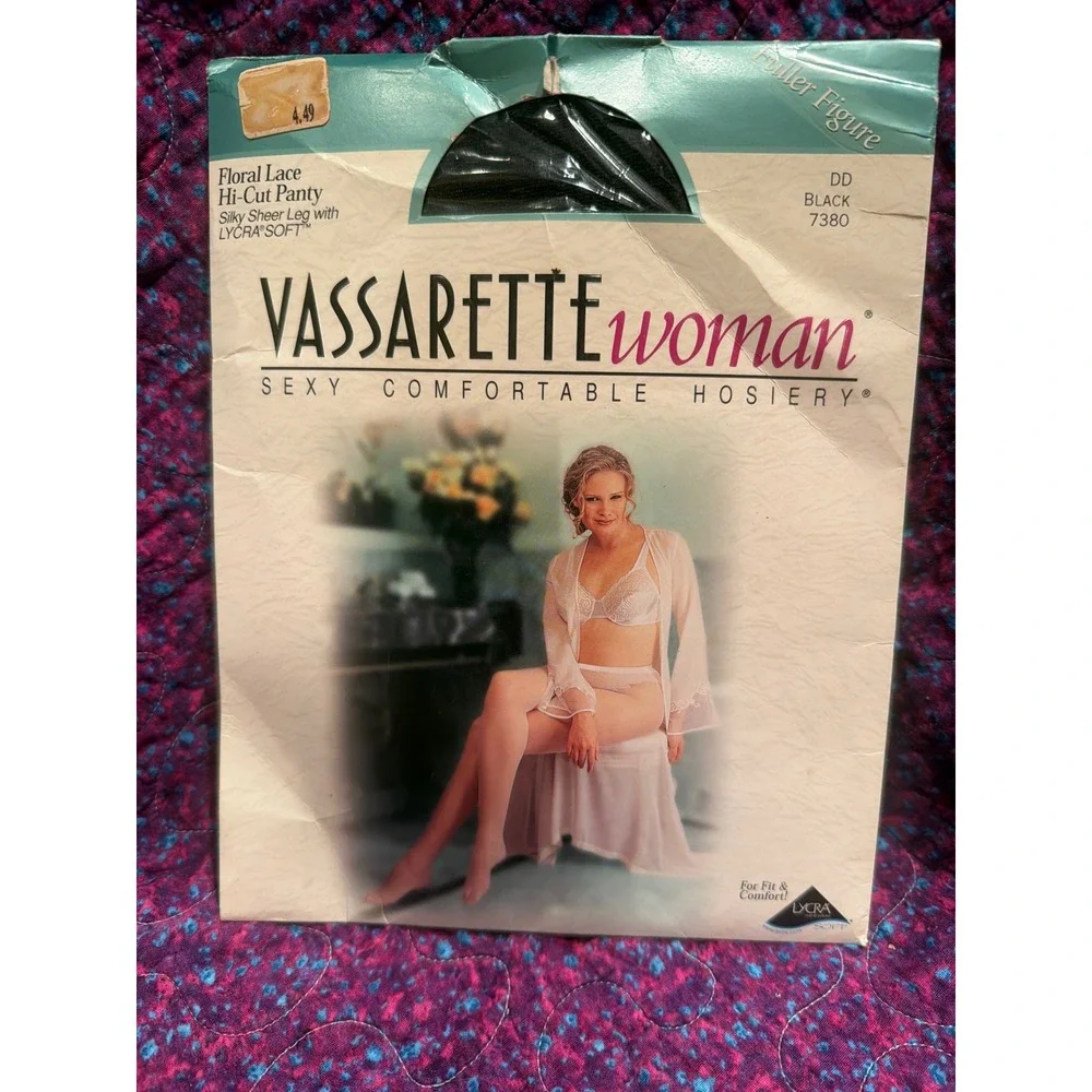 Vassarette Woman Black Floral Lace Hi-Cut Panty Sheer Hosiery DD 7380 Vintage